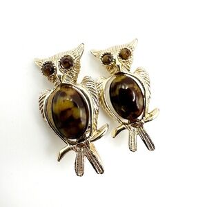Pair Vintage Gold Tone Owl Brooches Tiger's Eye Belly‎ Pins Unsigned Birds